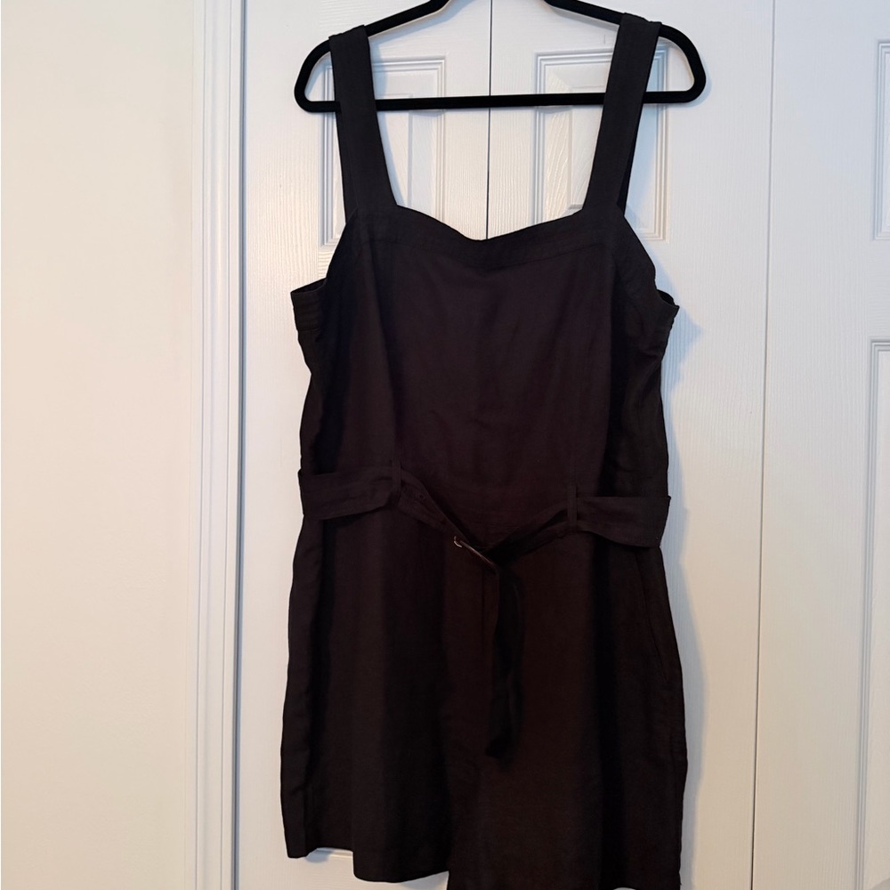 LOFT Black Sleeveless Romper with Tie Waist